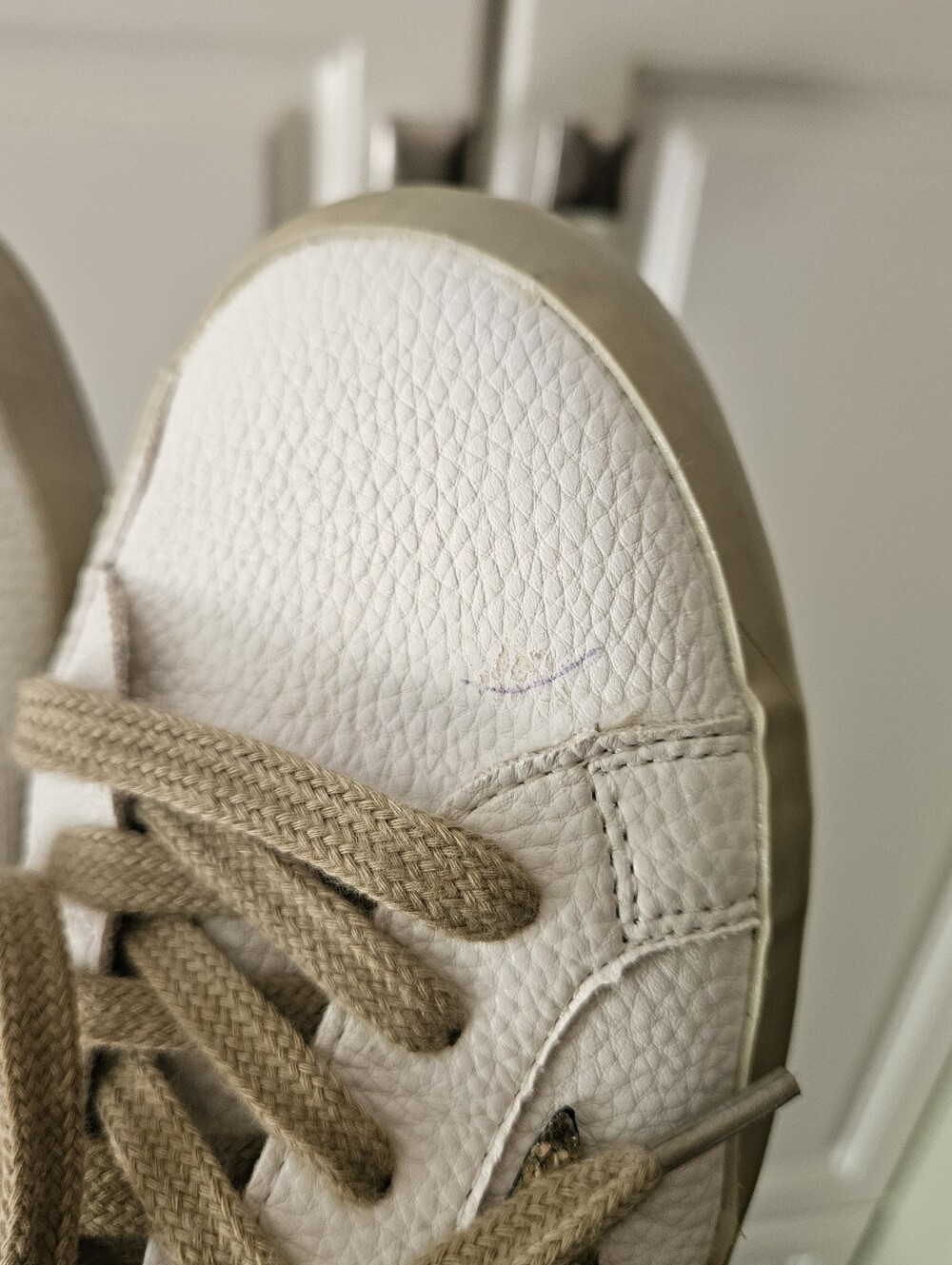 ShuShop Paula Gold Glitter Star White Leather Sneakers Casual Glam Athleisure - Picture 7 of 8